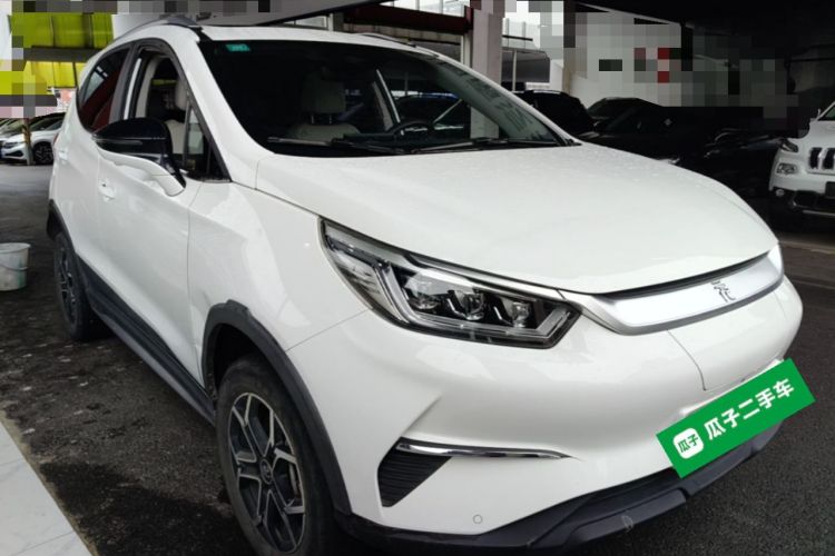 Used BYD Yuan Pro 2023 401 km Deluxe Version Front Right 45 Deg