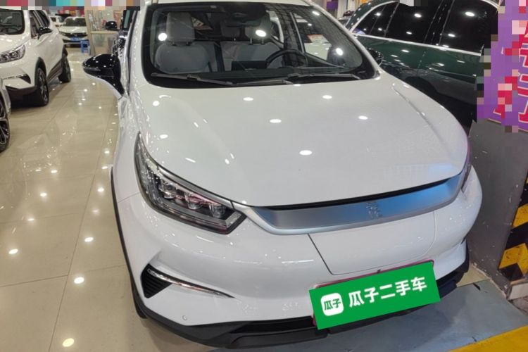 Used BYD Yuan Pro 2023 401 km Deluxe Version Front Right 45 Deg