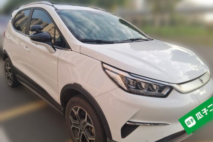 Used BYD Yuan Pro 2023 401 km Deluxe Version Front Right 45 Deg