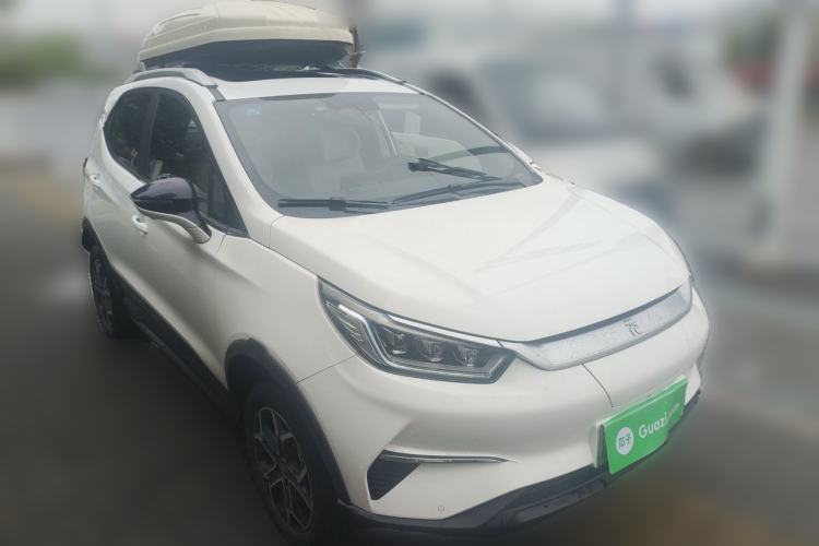 Used BYD Yuan Pro 2023 401 km Deluxe Version Front Right 45 Deg