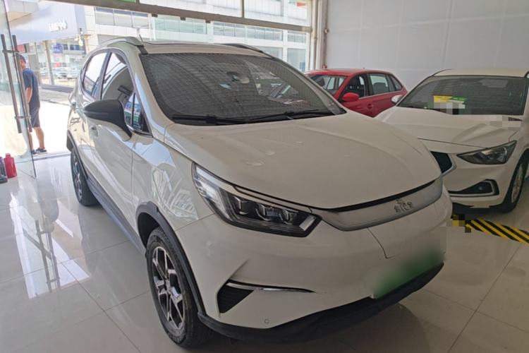 Used BYD Yuan Pro 2023 401 km Deluxe Version Front Right 45 Deg