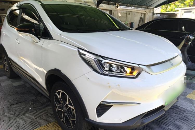 Used BYD Yuan Pro 2023 401 km Deluxe Version Front Right 45 Deg