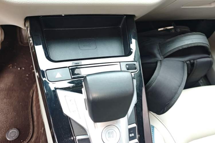 Used BYD Yuan Pro 2023 401KM Luxury Version Gear Lever