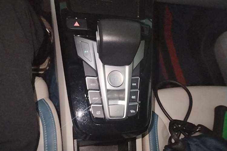 Used BYD Yuan Pro 2023 401 km Deluxe Version Gear Lever