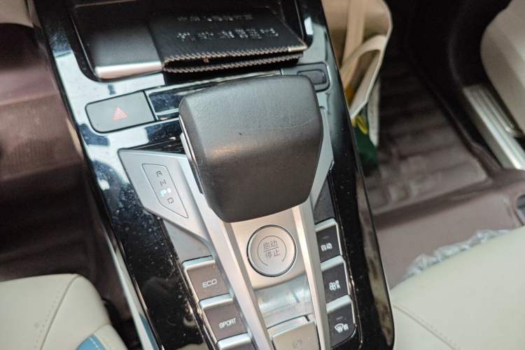 Used BYD Yuan Pro 2023 401 km Deluxe Version Gear Lever