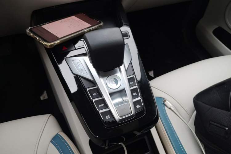 Used BYD Yuan Pro 2023 401 km Deluxe Version Gear Lever