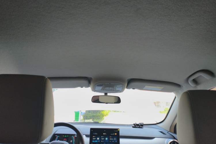 Used BYD Yuan Pro 2023 320KM Luxury Version Headliner