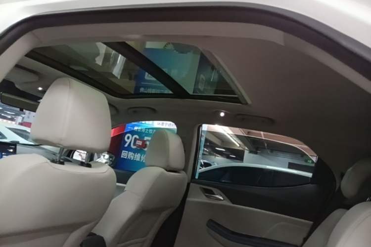 Used BYD Yuan Pro 2023 401 km Deluxe Version Headliner