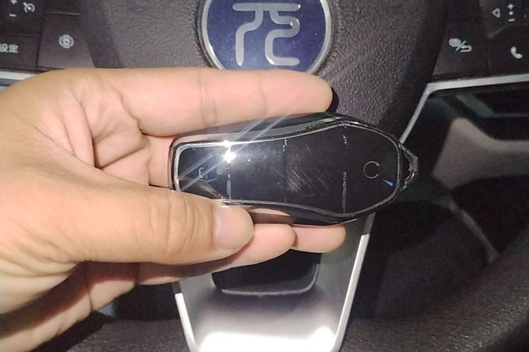 Used BYD Yuan Pro 2023 401 km Deluxe Version Interior 1