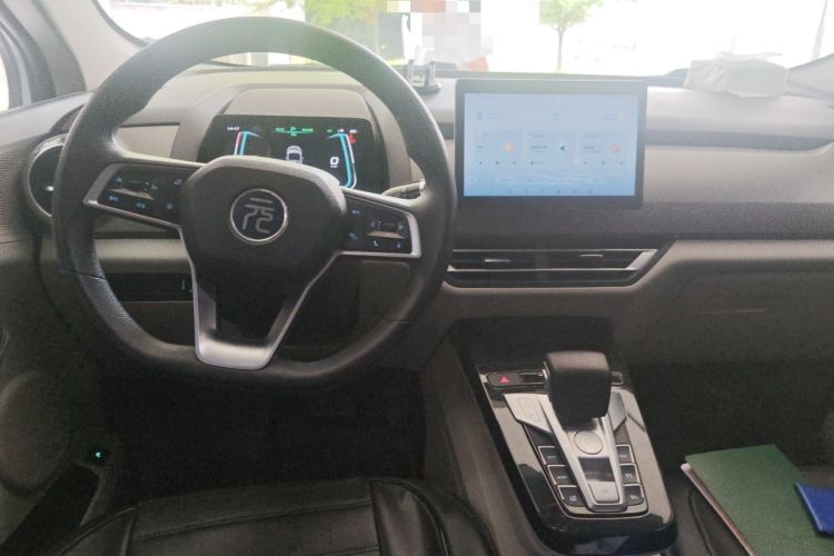 Used BYD Yuan Pro 2023 401 km Deluxe Version Interior 2