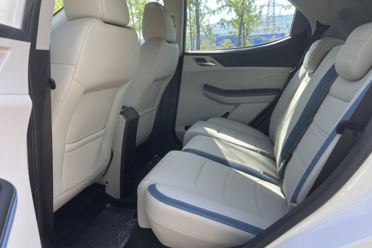 Used BYD Yuan Pro 2023 401KM Luxury Version Interior 2
