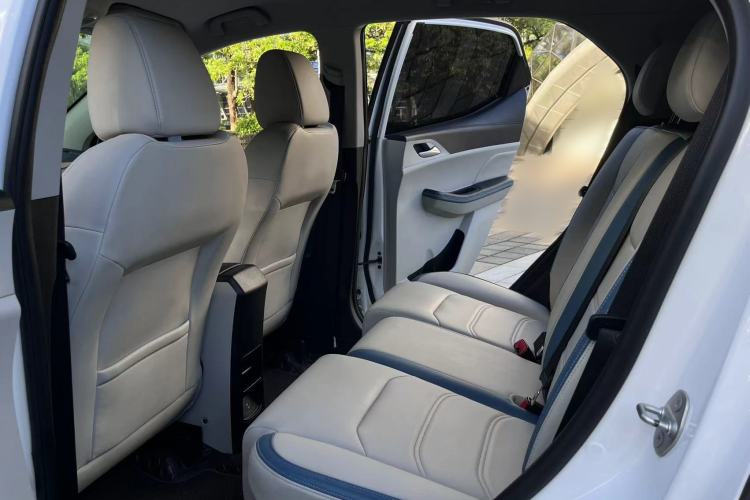 Used BYD Yuan Pro 2023 401KM Luxury Version Interior 3