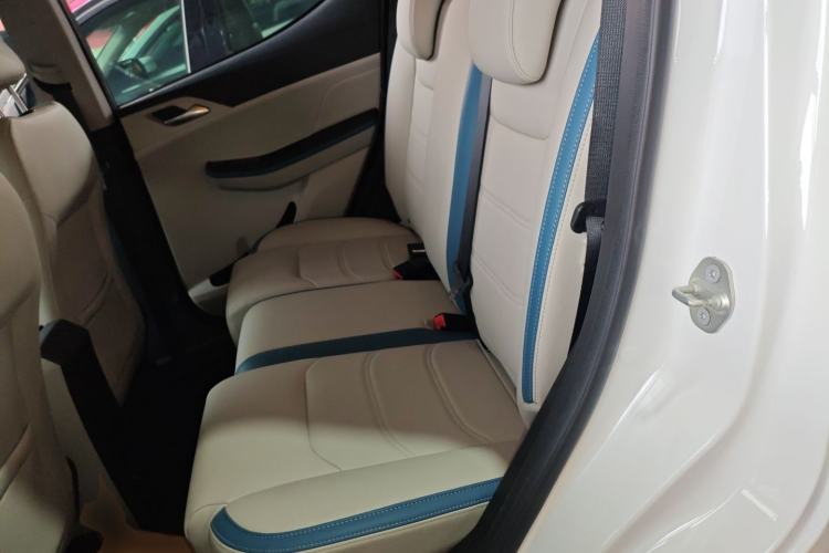 Used BYD Yuan Pro 2023 401KM Luxury Version Interior 4