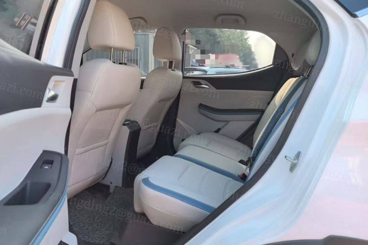 Used BYD Yuan Pro 2023 401KM Luxury Version Interior 4
