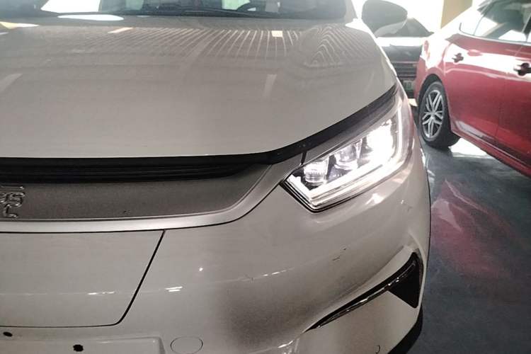 Used BYD Yuan Pro 2023 401 km Deluxe Version Left Front Headlight