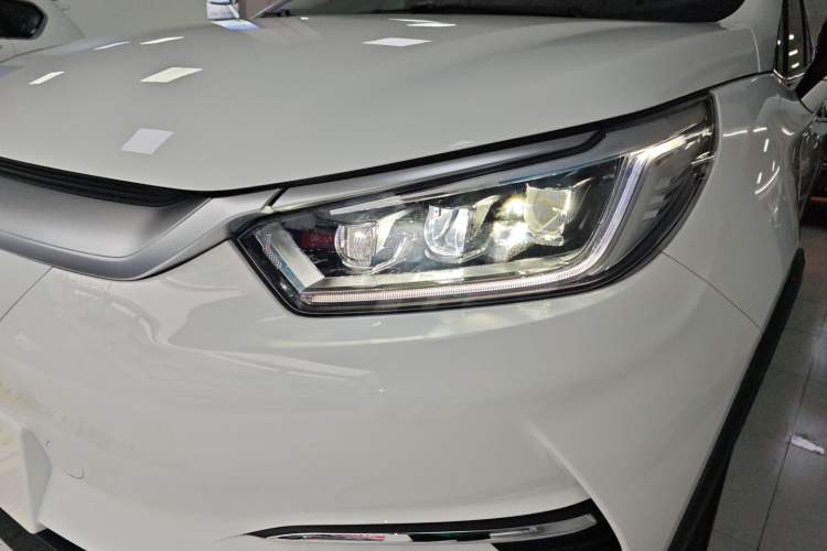 Used BYD Yuan Pro 2023 320KM Luxury Version Left Front Headlight