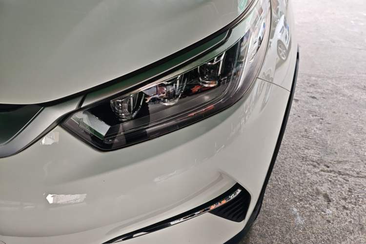 Used BYD Yuan Pro 2023 401 km Deluxe Version Left Front Headlight
