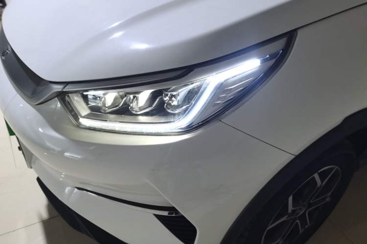 Used BYD Yuan Pro 2023 401KM Luxury Version Left Front Headlight