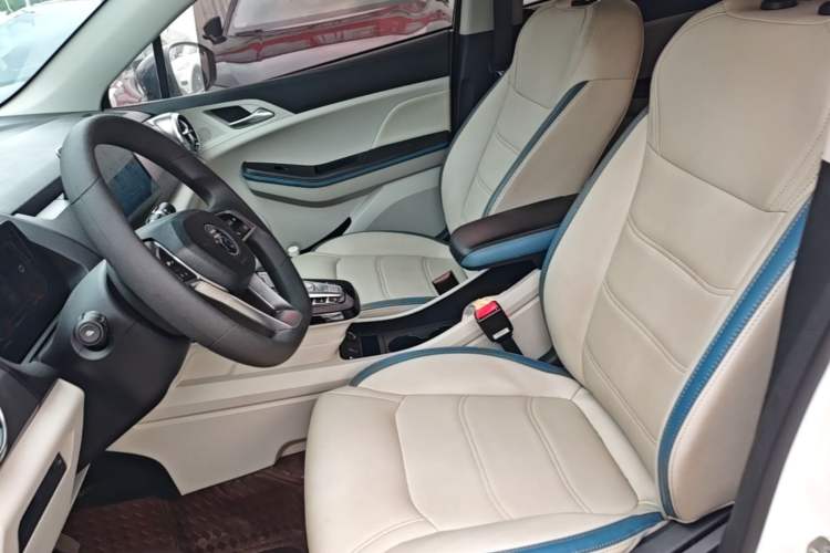 Used BYD Yuan Pro 2023 401KM Luxury Version Left Front Seat