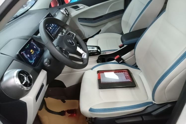 Used BYD Yuan Pro 2023 401 km Deluxe Version Left Front Seat