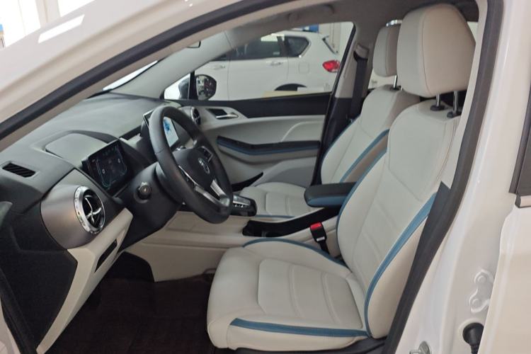 Used BYD Yuan Pro 2023 320KM Luxury Version Left Front Seat