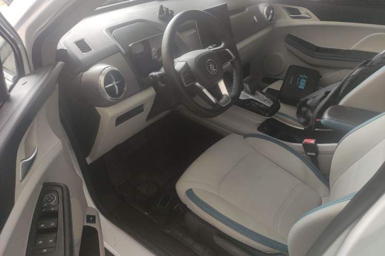 Used BYD Yuan Pro 2023 401KM Luxury Version Left Front Seat