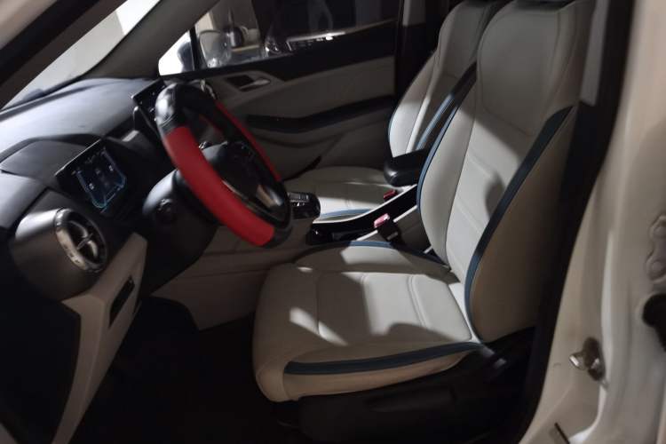 Used BYD Yuan Pro 2023 401KM Luxury Version Left Front Seat