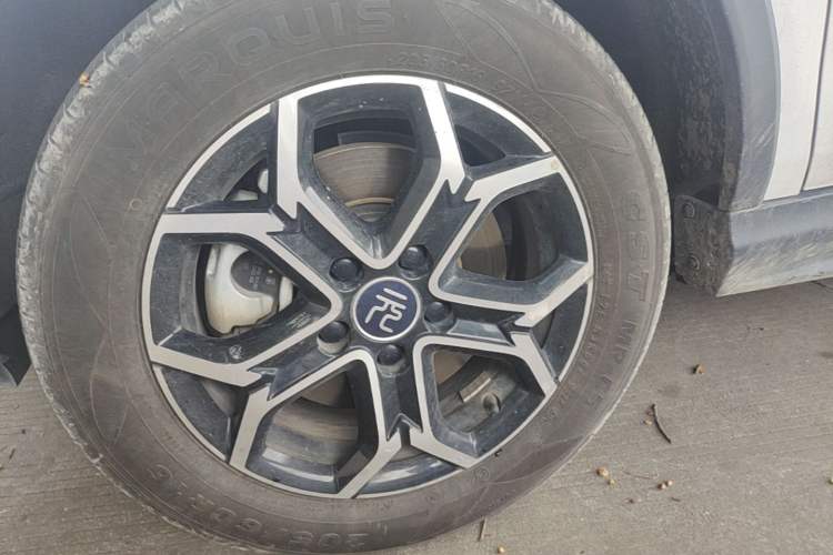 Used BYD Yuan Pro 2023 401KM Luxury Version Left Front Wheel Hub