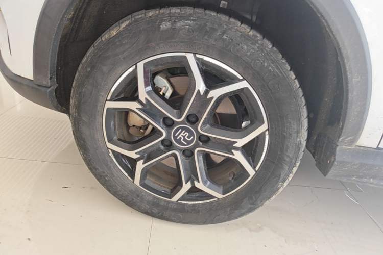 Used BYD Yuan Pro 2023 401 km Deluxe Version Left Front Wheel Hub