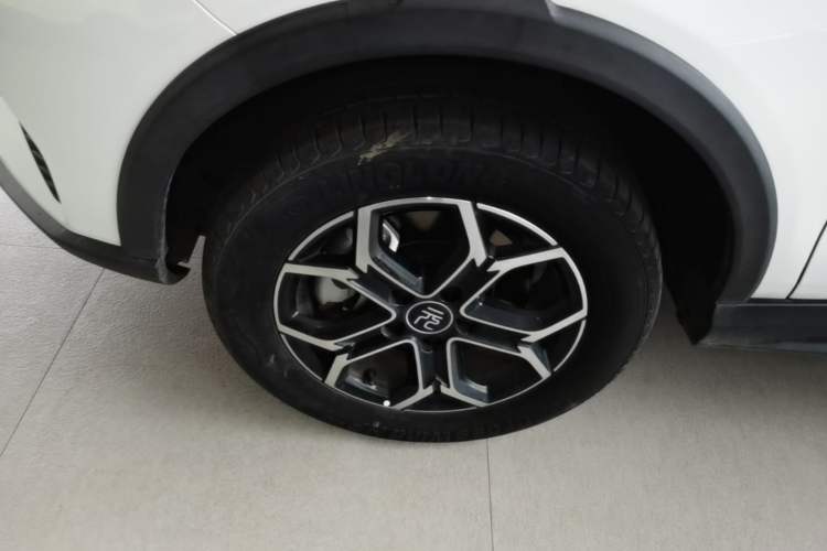 Used BYD Yuan Pro 2023 401KM Luxury Version Left Front Wheel Hub