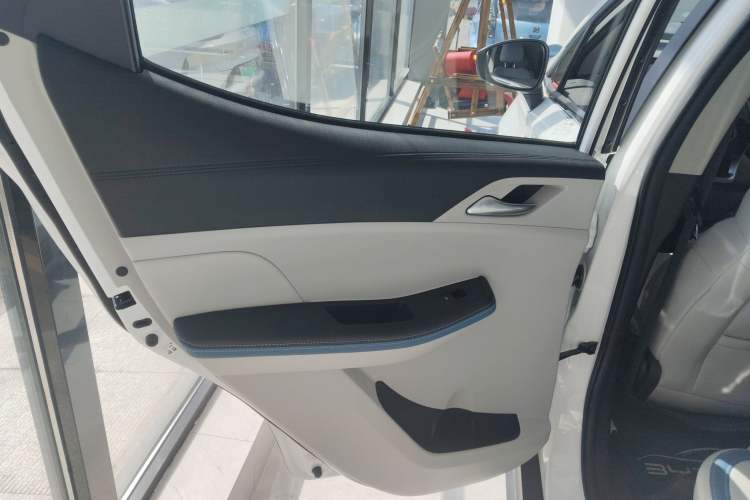 Used BYD Yuan Pro 2023 401 km Deluxe Version Left Rear Door Interior