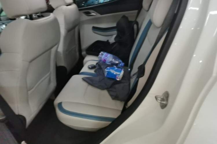 Used BYD Yuan Pro 2023 401 km Deluxe Version Left Rear Seat