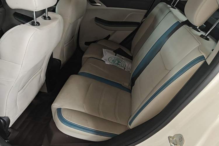 Used BYD Yuan Pro 2023 401 km Deluxe Version Left Rear Seat