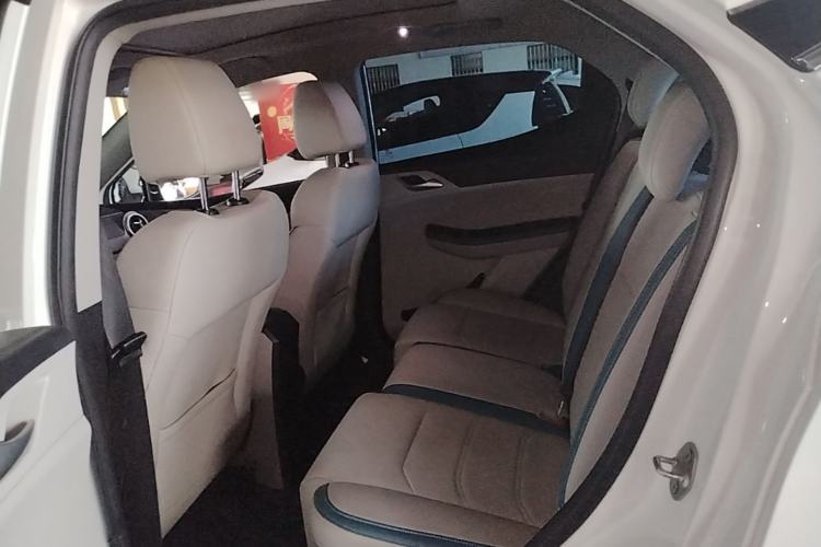 Used BYD Yuan Pro 2023 401 km Deluxe Version Left Rear Seat