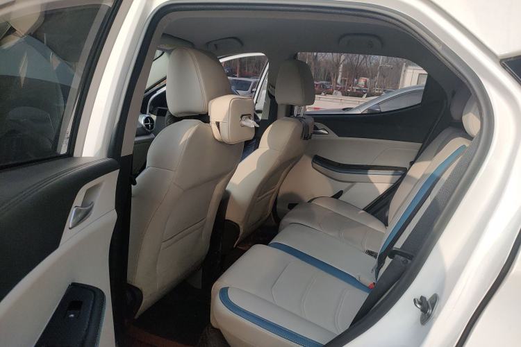 Used BYD Yuan Pro 2023 401KM Luxury Version Left Rear Seat