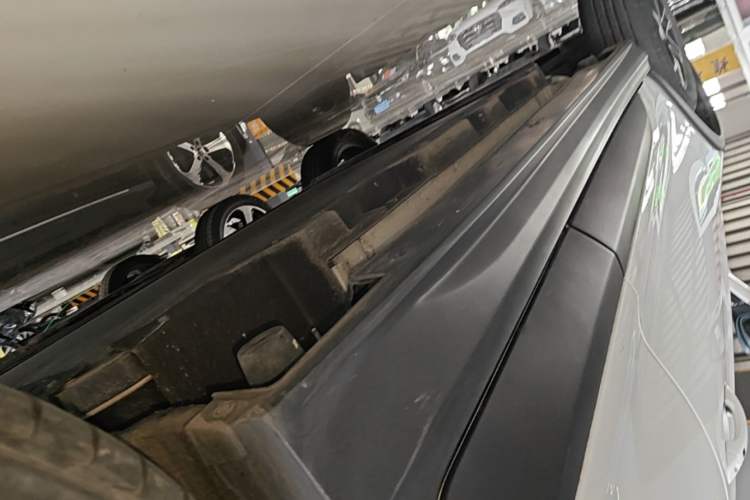 Used BYD Yuan Pro 2023 401 km Deluxe Version Left Side Sill