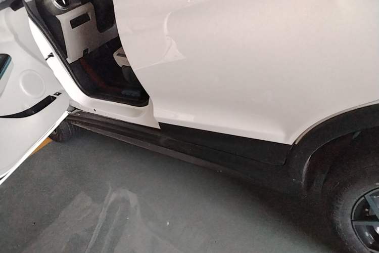 Used BYD Yuan Pro 2023 401 km Deluxe Version Left Side Sill