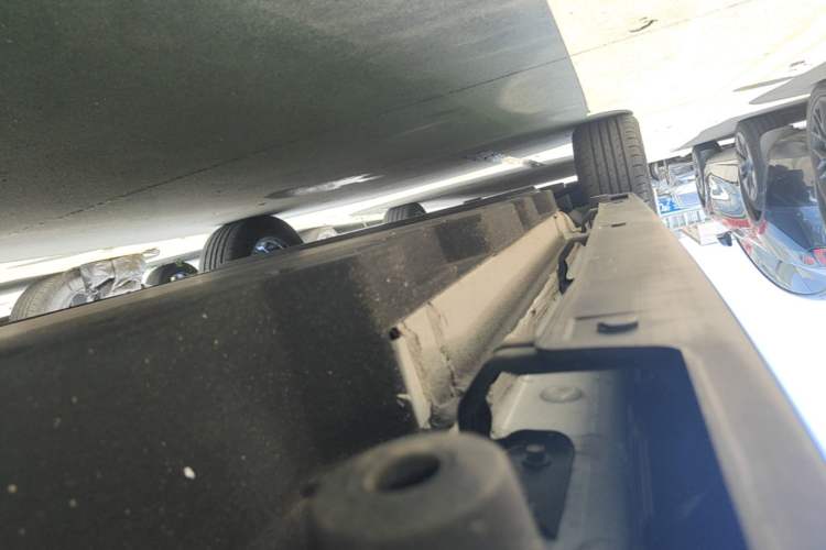 Used BYD Yuan Pro 2023 401KM Luxury Version Left Side Sill