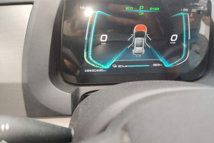 Used BYD Yuan Pro 2023 401KM Luxury Version Odometer Close Up