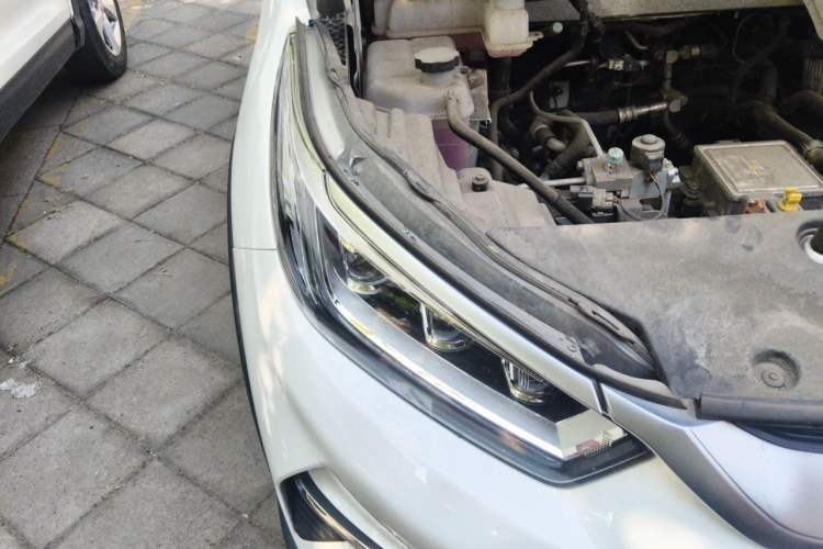 Used BYD Yuan Pro 2023 401KM Luxury Version Right Front Headlight