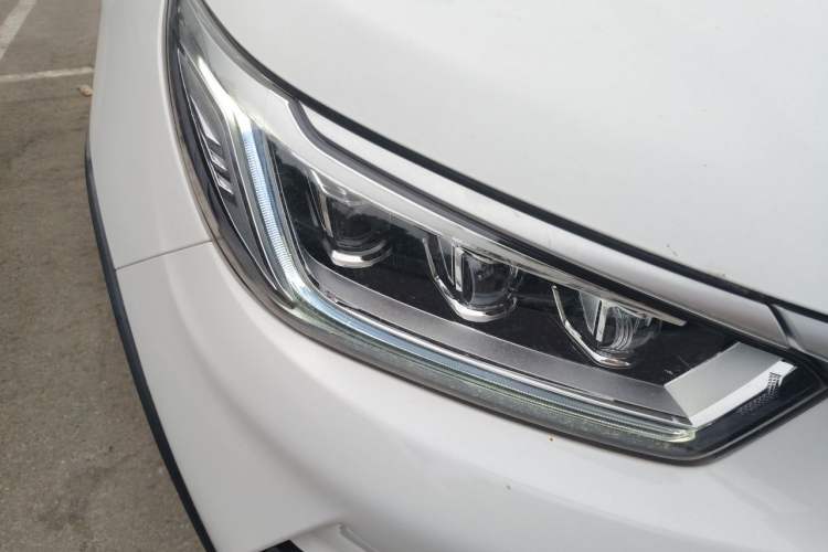 Used BYD Yuan Pro 2023 401KM Luxury Version Right Front Headlight