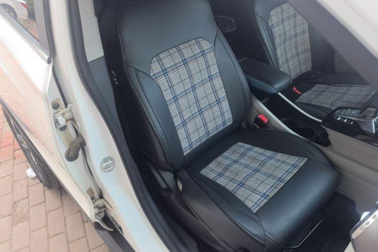 Used BYD Yuan Pro 2023 401KM Luxury Version Right Front Seat