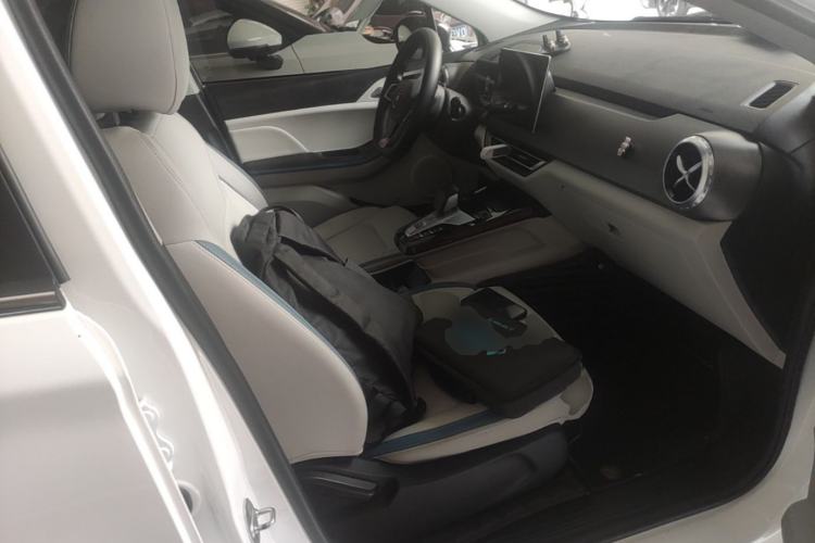 Used BYD Yuan Pro 2023 401KM Luxury Version Right Front Seat