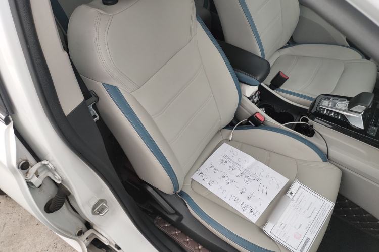 Used BYD Yuan Pro 2023 401KM Luxury Version Right Front Seat
