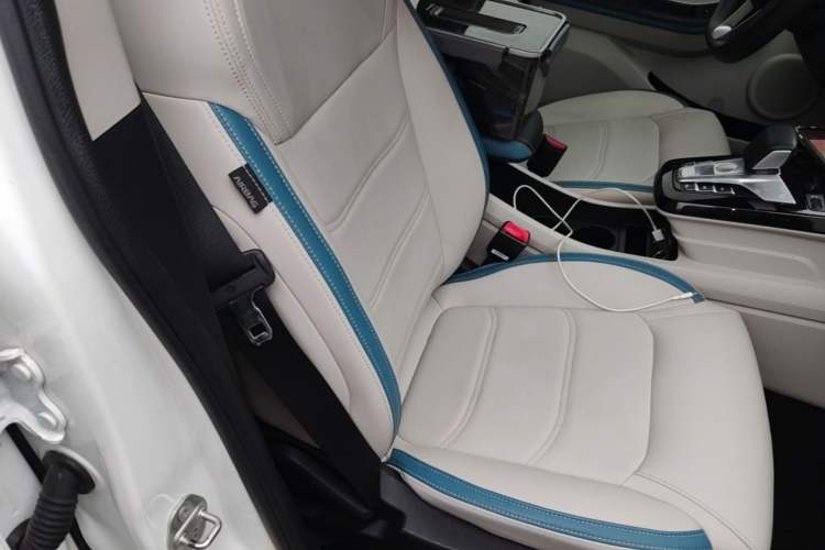 Used BYD Yuan Pro 2023 401 km Deluxe Version Right Front Seat