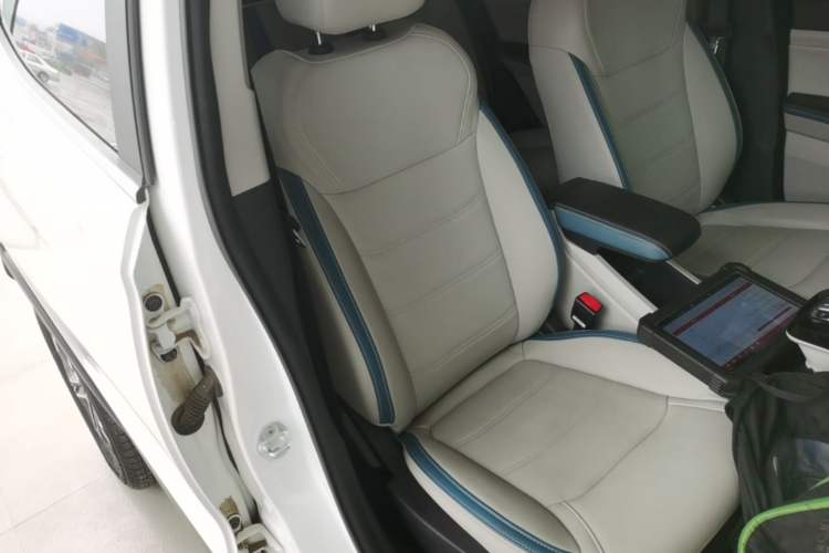 Used BYD Yuan Pro 2023 401KM Luxury Version Right Front Seat
