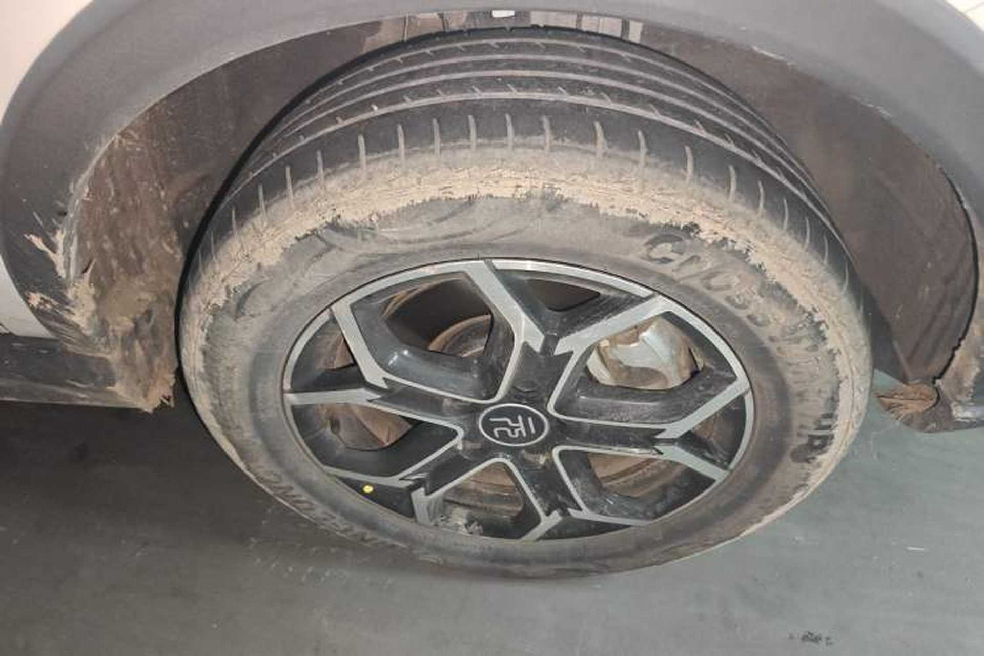Used BYD Yuan Pro 2023 401KM Luxury Version Right Front Wheel Hub