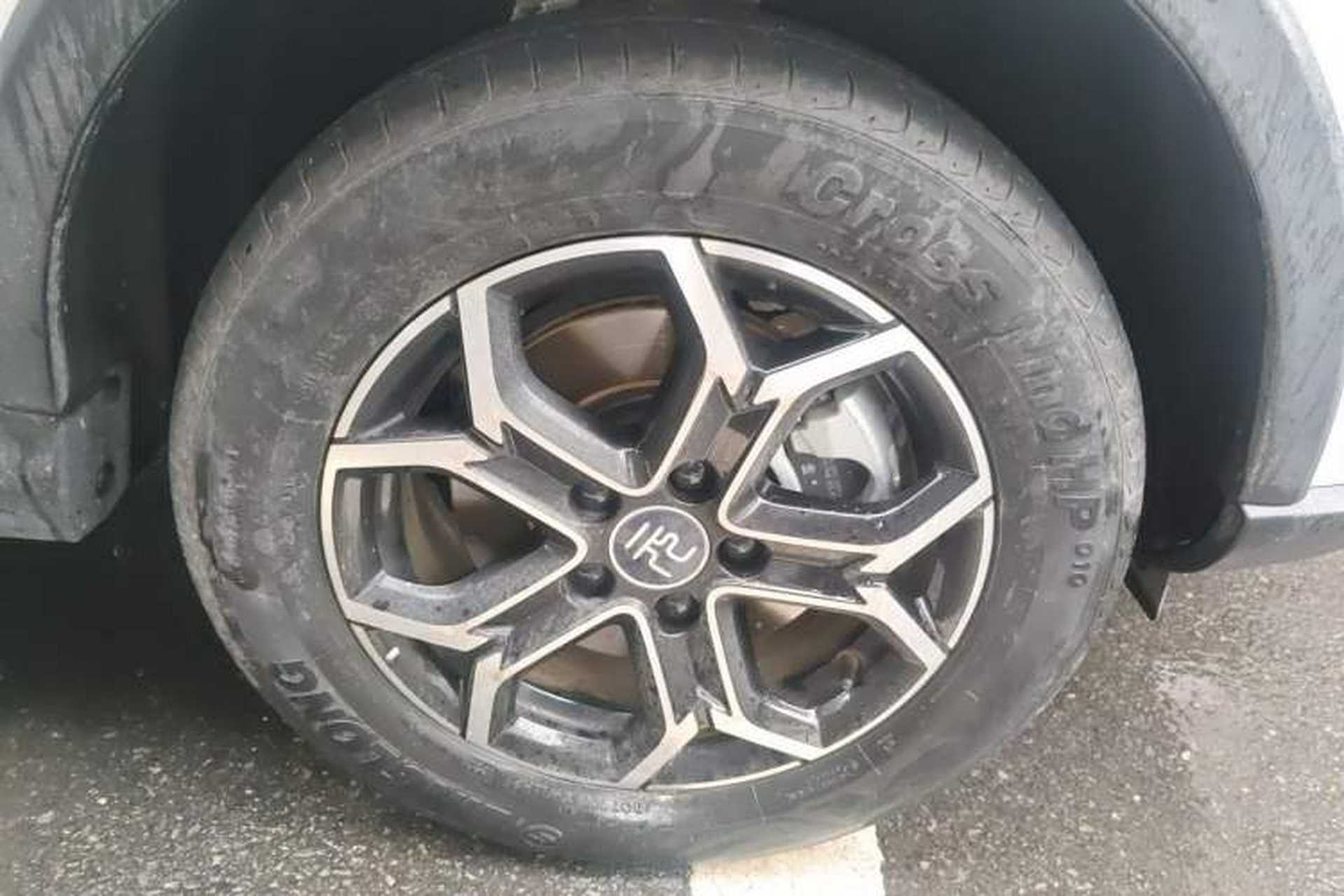 Used BYD Yuan Pro 2023 401 km Deluxe Version Right Front Wheel Hub