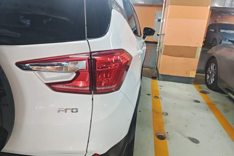 Used BYD Yuan Pro 2023 401KM Luxury Version Right Rear Taillight