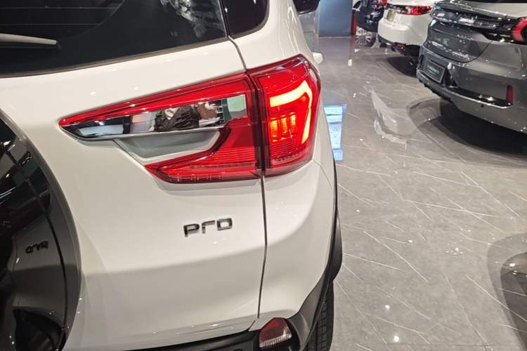 Used BYD Yuan Pro 2023 401 km Deluxe Version Right Rear Taillight